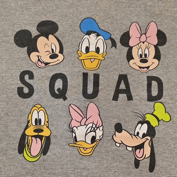 Disney Mickey & Friends "Squad" Gray Double Sided T-Shirt Men's Big And Tall 2X - Picture 1 of 6